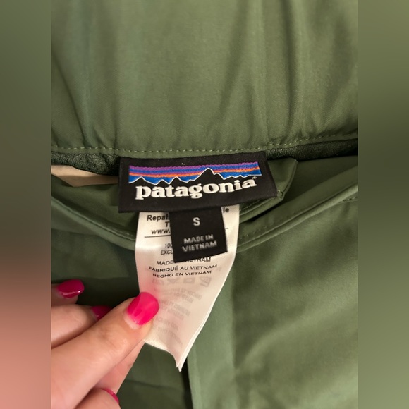 Patagonia Snow Waterproof Pants - Picture 3 of 8